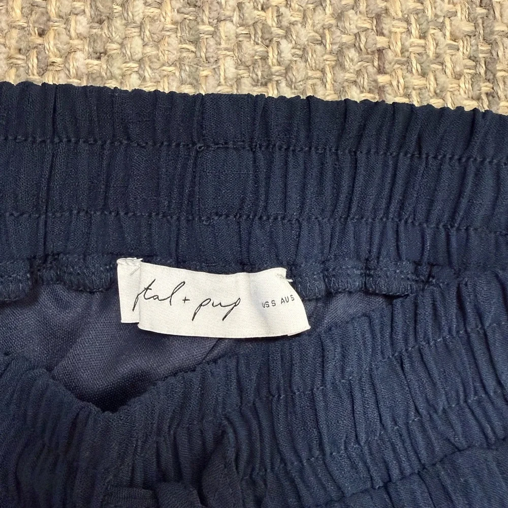 Petal + Pup Navy Blue Crinkle Gauze Shorts Elastic Waist Drawstring Size S - Picture 4 of 6